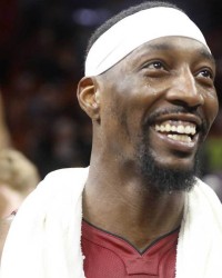 不服，阿德巴约砍83分后，奇才主帅称比赛最后并非真正的篮球比赛