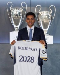 kaiyun.com-小熊后是罗德里戈 皇马一周内接连续约巴西双星